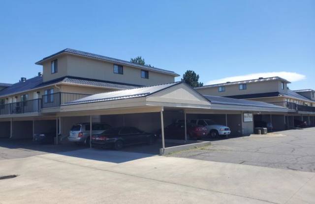 1141 28th Street W photos photos