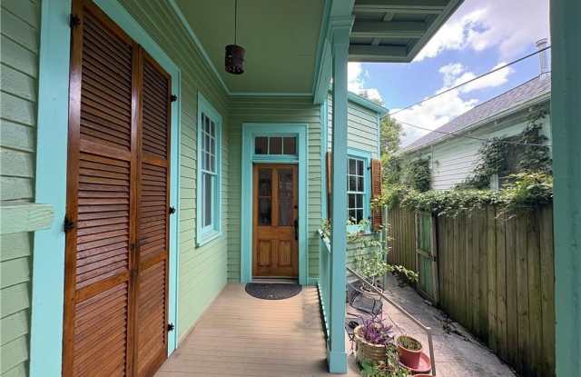1217 KERLEREC Street Gallery 3