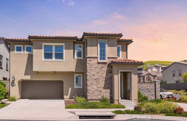 1901 Aliso Canyon Drive photos photos