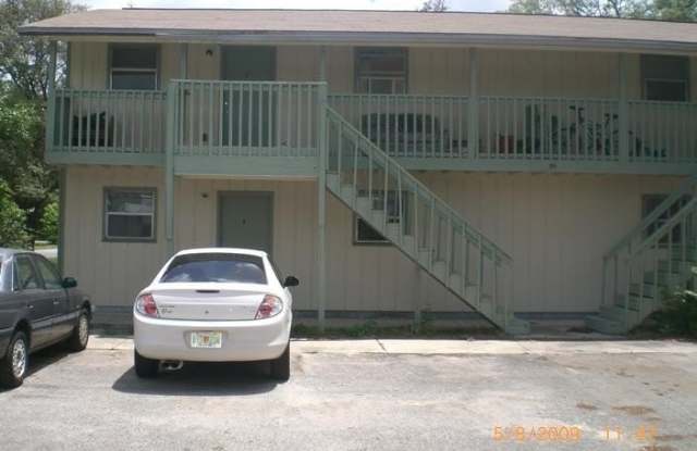 822 Tanager Road Gallery 1