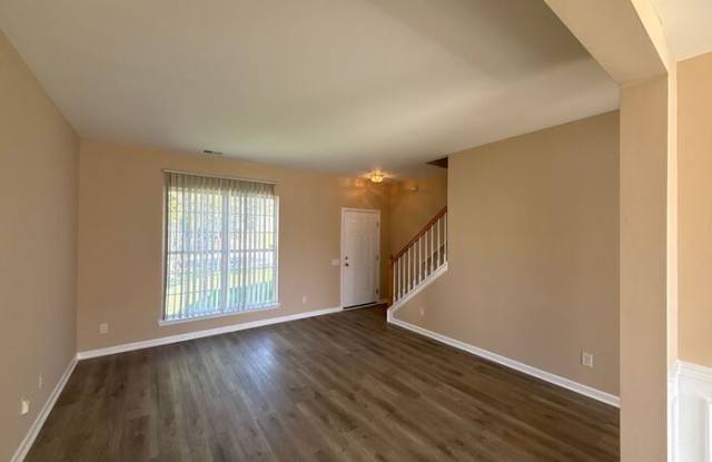 5433 Peachwood Drive Gallery 3