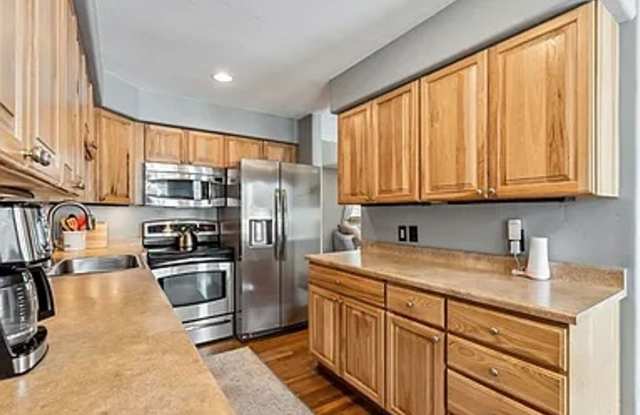 Winter Seasonal Rental- Woodworks 6726 Gallery 4
