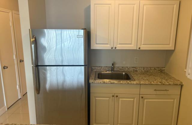 300 Northeast 191st StreetUnit 206 Gallery 4