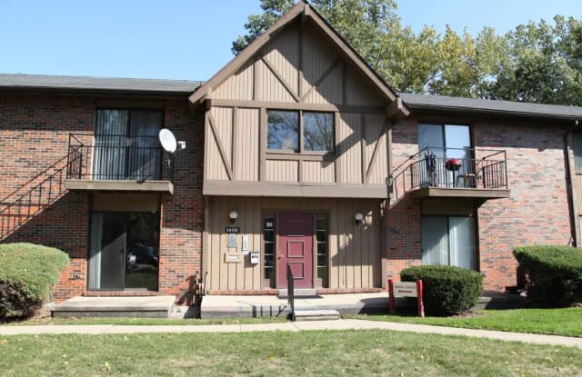24001 country squire blvd - 206 - 24001 Country Squire Blvd, Macomb County, MI 48035