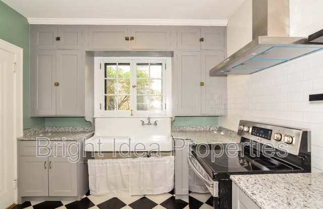 969 Saint Clair Avenue - 1 Gallery 3