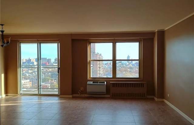 2652 Cropsey Ave Apt 14E Gallery 3