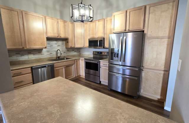 3 Bedroom, 2 Bathroom, Home With A 2 Car Garage For Rent In Indian Hills Gallery 4