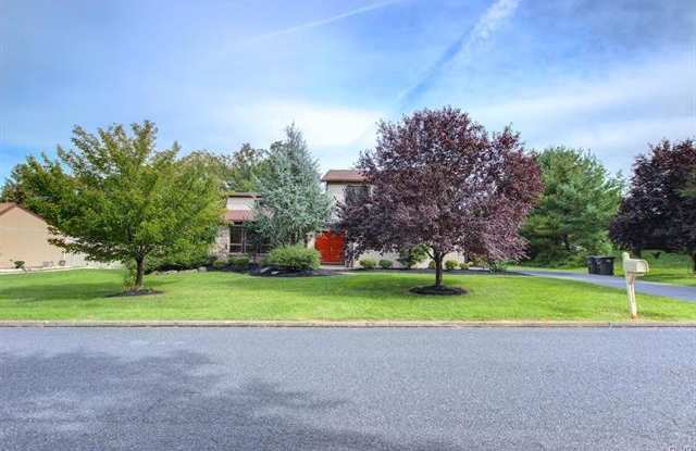 3712 Crest View Drive - 3712 Crest View Drive, Dorneyville, PA 18103