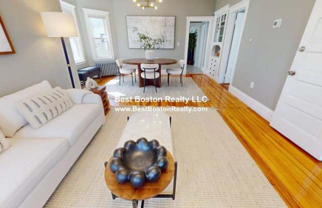 3943 Washington St. Gallery 4