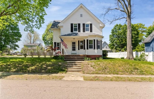 77 Washington Street - 77 Washington Street, Warwick, RI 02888