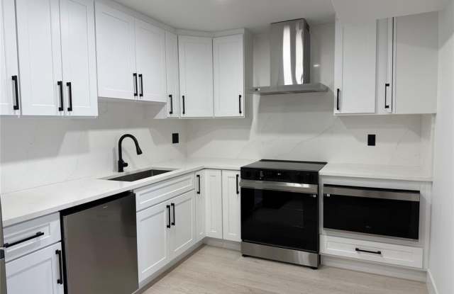 3010 N Course Dr photos photos