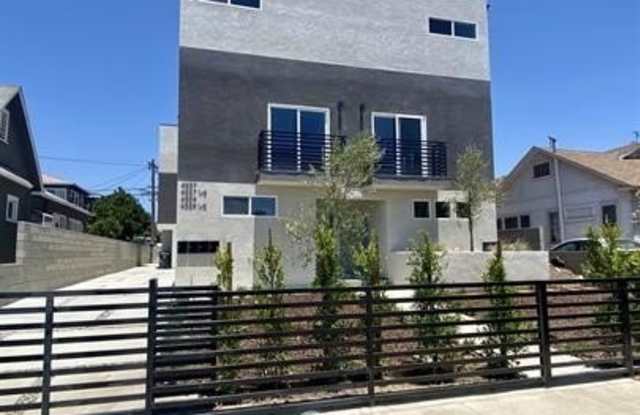 4559 Pickford St Street photos photos