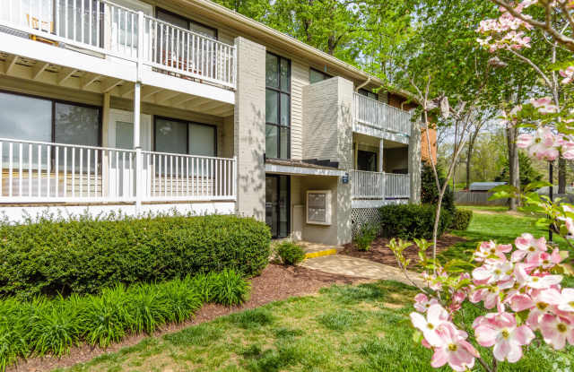 Cardinal Court Apartments photos photos Cardinal Court Apartments photos photos