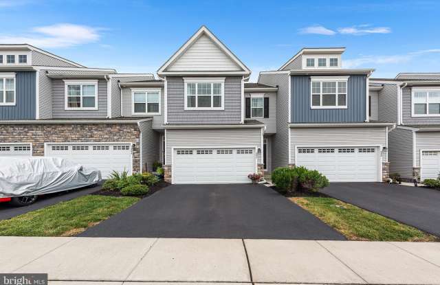 342 RIDGEWOOD DRIVE photos photos