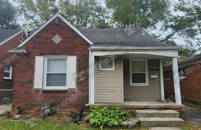 13636 Pinewood St photos photos