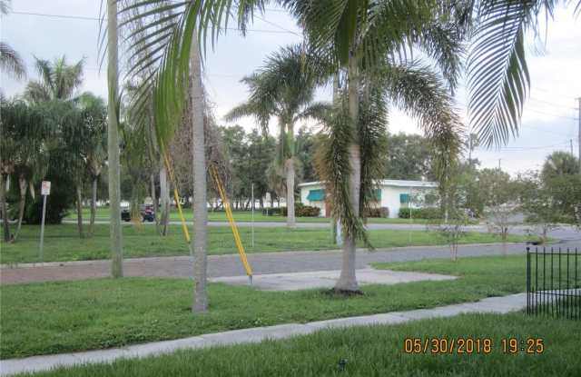 7419 1ST AVENUE N Gallery 2