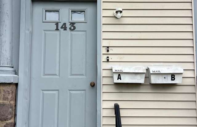 143 E MORELAND Avenue Gallery 3
