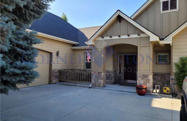 Fabulous Home with Community Pool! photos photos