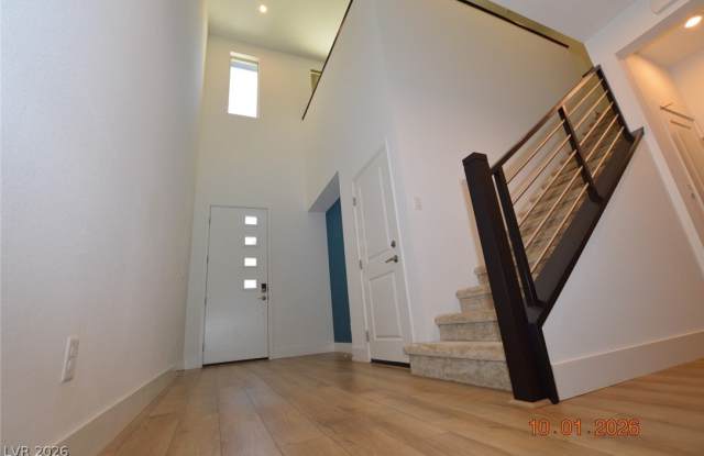 752 Echelon Street Gallery 2