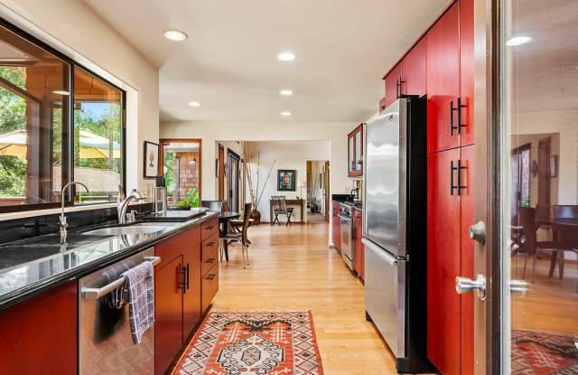 2350 Mill Creek Lane Gallery 3