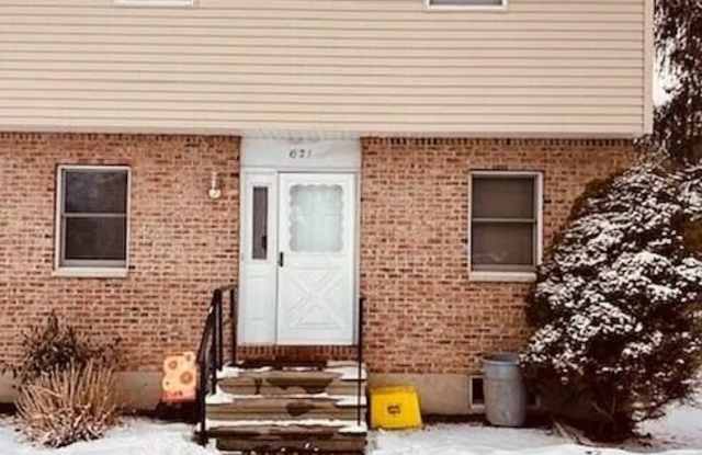 621 Shady Lane Road Gallery 1