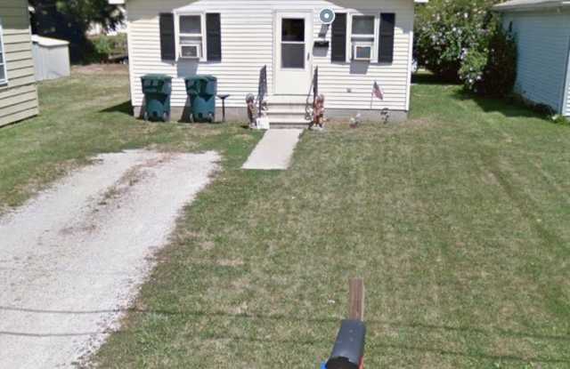 1320 E Adams St. photos photos