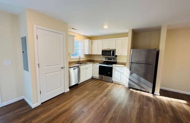 3 Bedroom, 2.5 Bath Townhouse Gallery 3