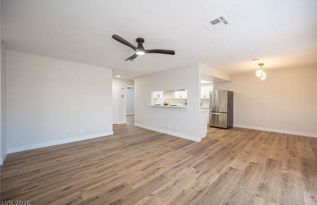 3720 Snorkel Circle Gallery 4