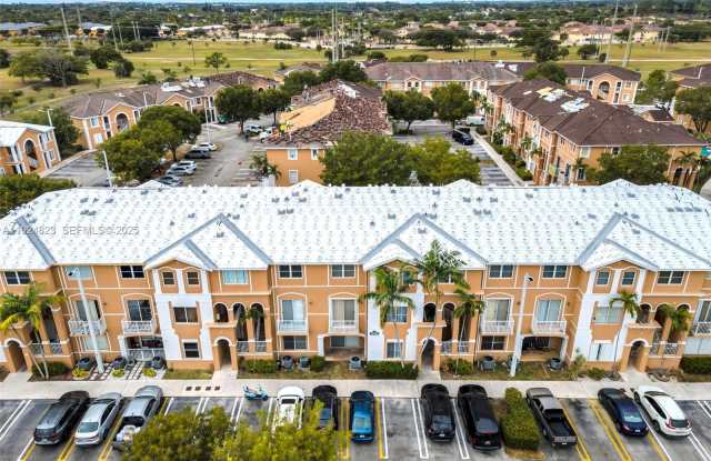 7250 NW 177th St photos photos