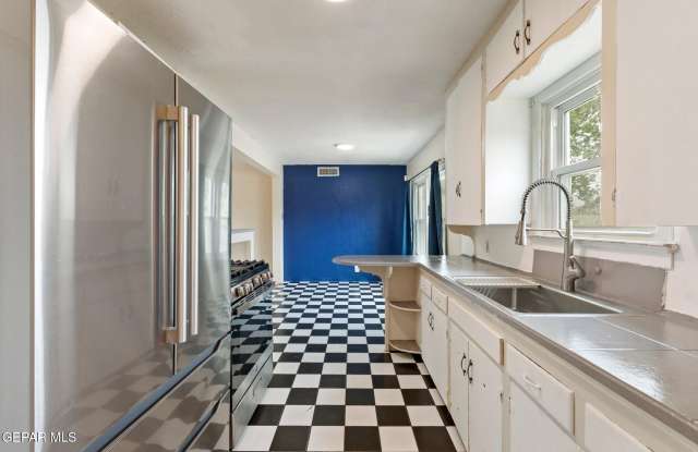 137 Anita Circle Gallery 2