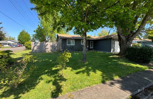 3 bedroom 1.5 bathroom home - 4196 Merrimac Court Northeast, Hayesville, OR 97305