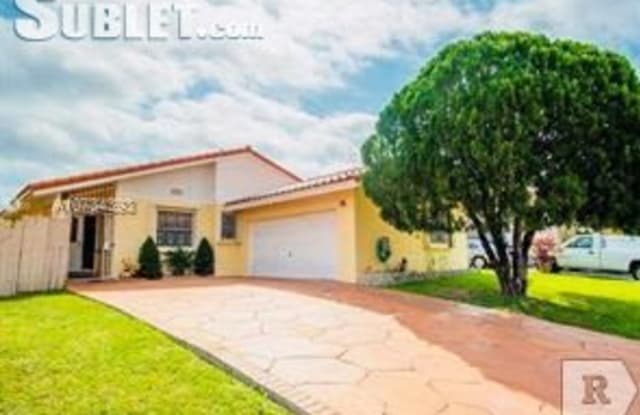 15881 SW 108th Ave - 15881 Southwest 108th Avenue, Palmetto Estates, FL 33157