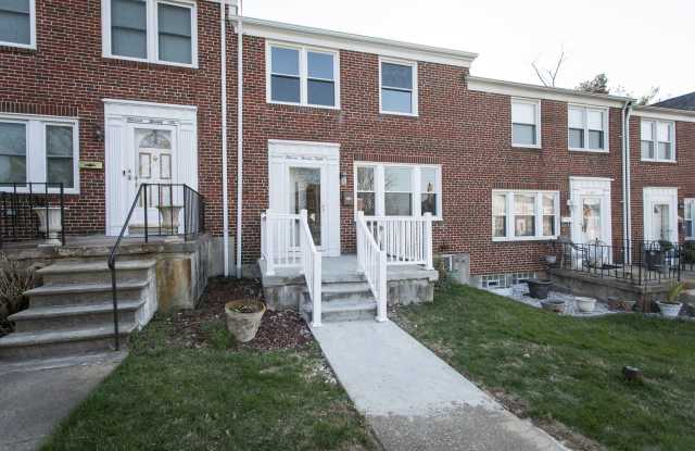 Price Reduced! Move In Now!! photos photos