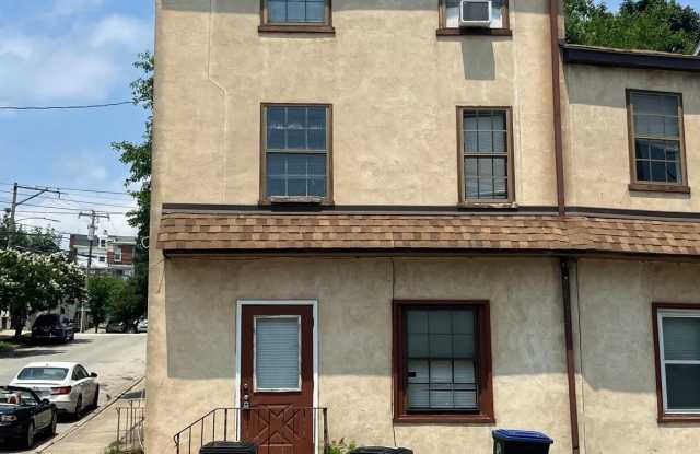 202 E ELM Street photos photos