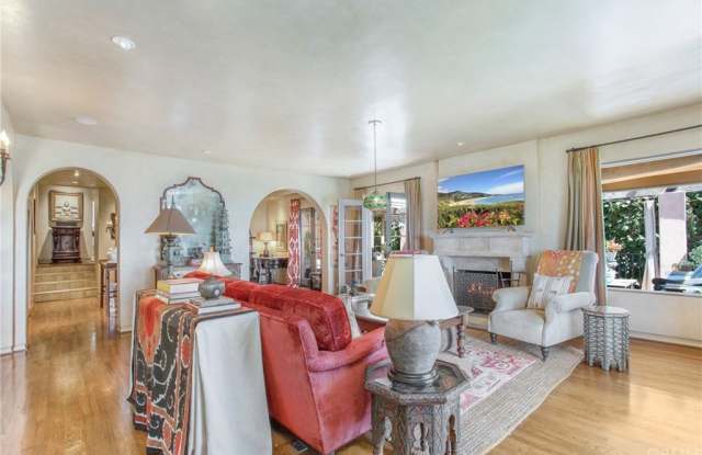 260 High Drive Gallery 4