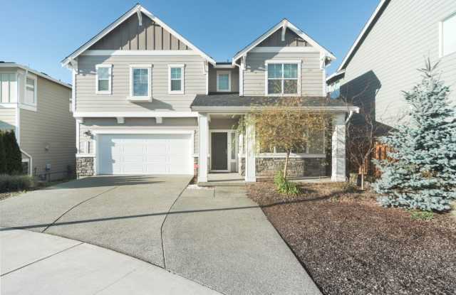 Great location! 4 bed 2.5 bath 2,800 sq. ft. house for rent at Canyon Creek Auburn - 32253 48th Court South, Auburn, WA 98001
