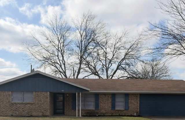 102 Forest Lane photos photos