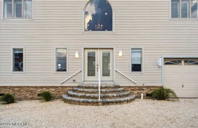 402 Daytona Drive Gallery 4