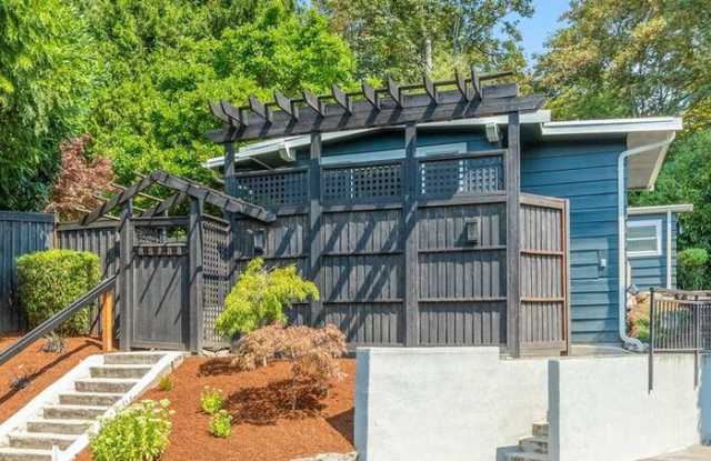 10544 Alton Avenue Northeast photos photos