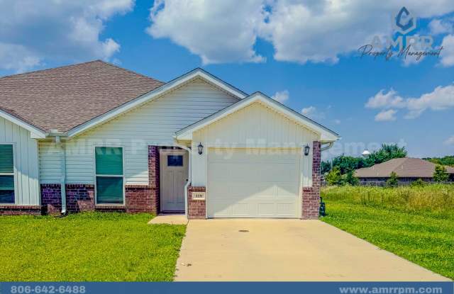 Beautiful 3-Bedroom Townhome – A Place to Call Home! photos photos