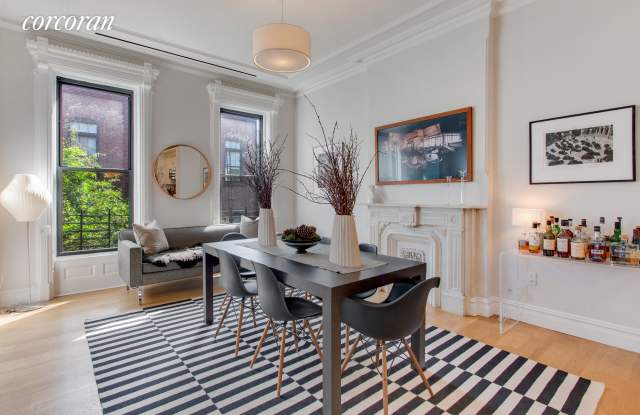 190 Saint Johns Place Gallery 3
