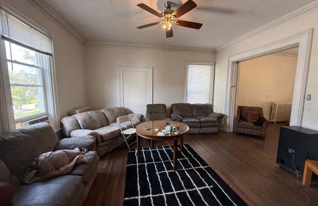 4 Bedroom on King St Gallery 2
