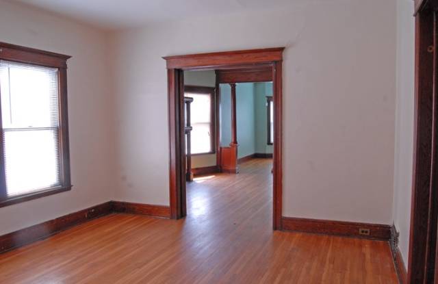 132 Blaine Gallery 4