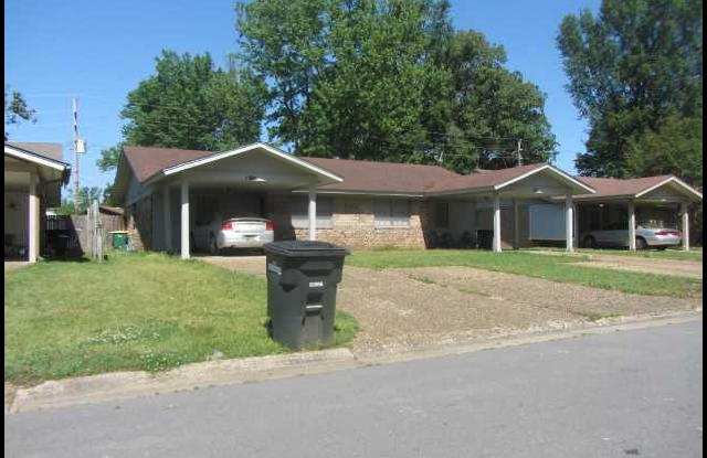 8303 E Woodview Drive B photos photos