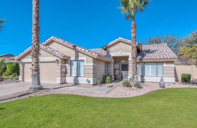 1641 E Montoya Ln Gallery 2
