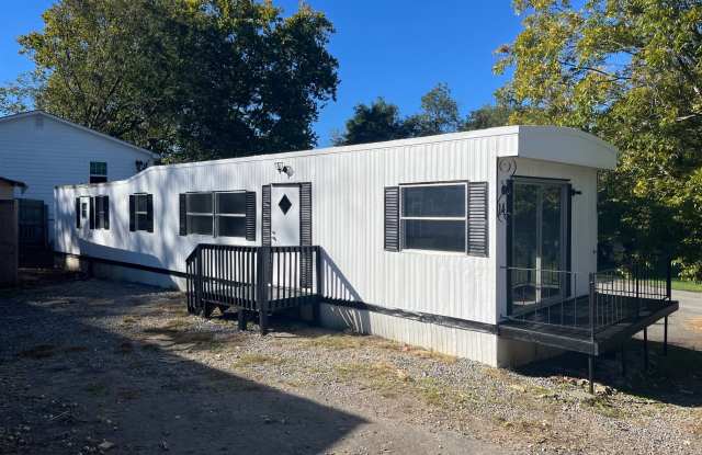 35 Brookdale Road - 35 Brookdale Road, Woodfin, NC 28804