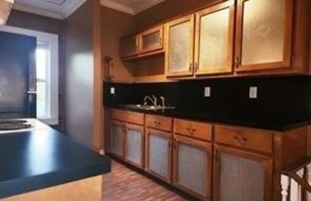 100 E Collin Street photos photos