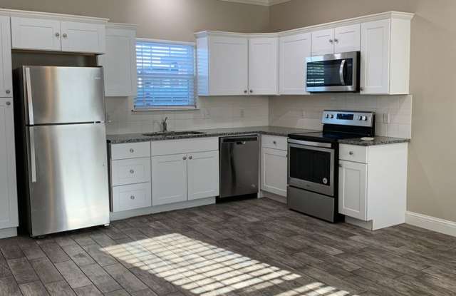 2408 E 14th - 1 photos photos