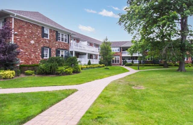 65 Prospect Avenue Unit C21 - 65 Prospect Avenue, Hewlett, NY 11563