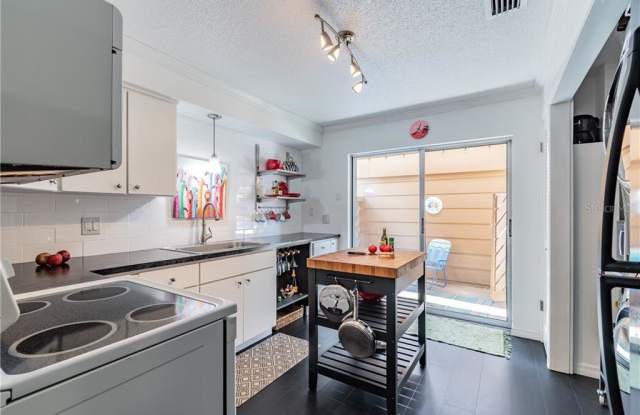 4032 DAVIT DRIVE Gallery 2